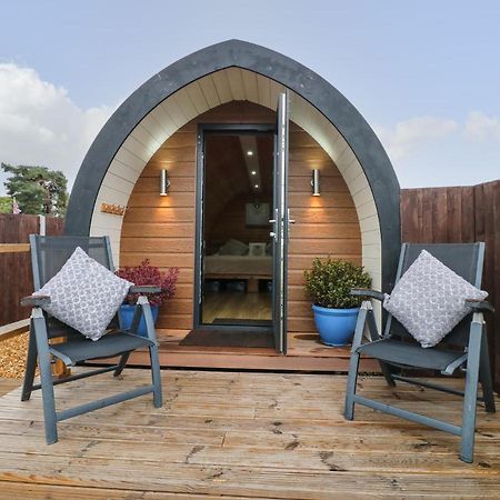 The Pod At Bank House Farm Vila Stafford Exterior foto