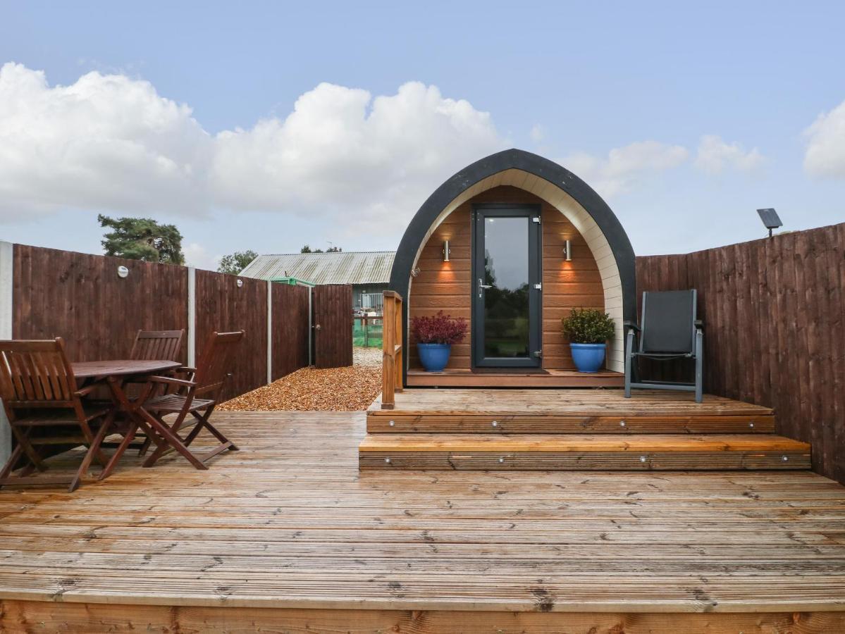 The Pod At Bank House Farm Vila Stafford Exterior foto